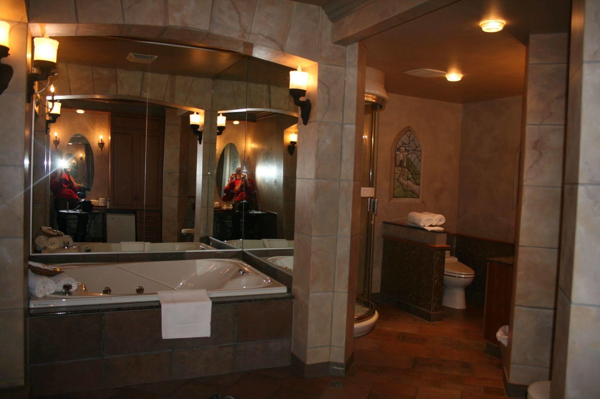 Motel Capri Et Suites Repentigny Εξωτερικό φωτογραφία